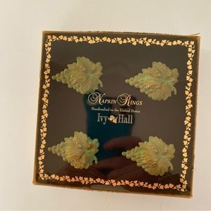 Ivy Hall napkin rings grapes with leaves brass with green patina set of 4